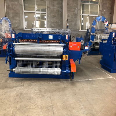 PLC Control Huayang Automatic Wire Mesh Welding Machine , 120m Length Fence Mesh Machine