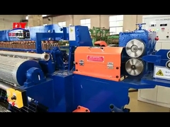 Automatic roll mesh welding machine